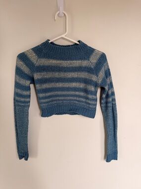 Zara Blue and Cream Striped Cropped Crew Sweater